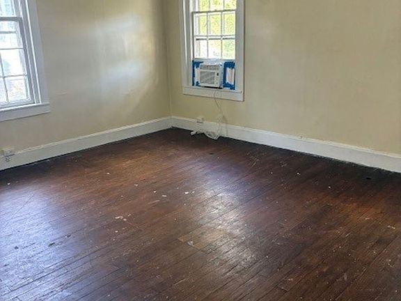 5th image of 541 Greenwood Ave #A