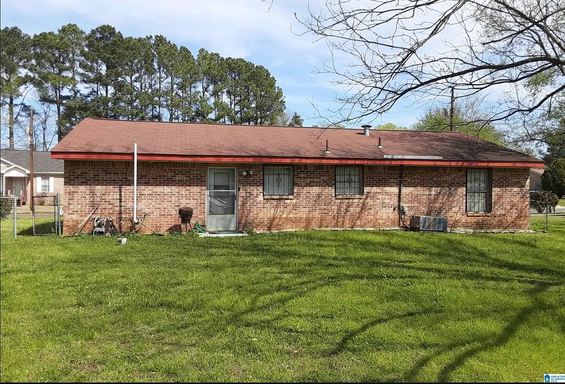 4 bed, 1588 sqft, $1,500 — Photo 3