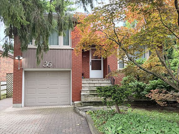 2nd image of 36 Royalavon Cres