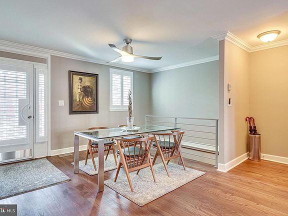 4th image of 3052 S Buchanan St APT A1