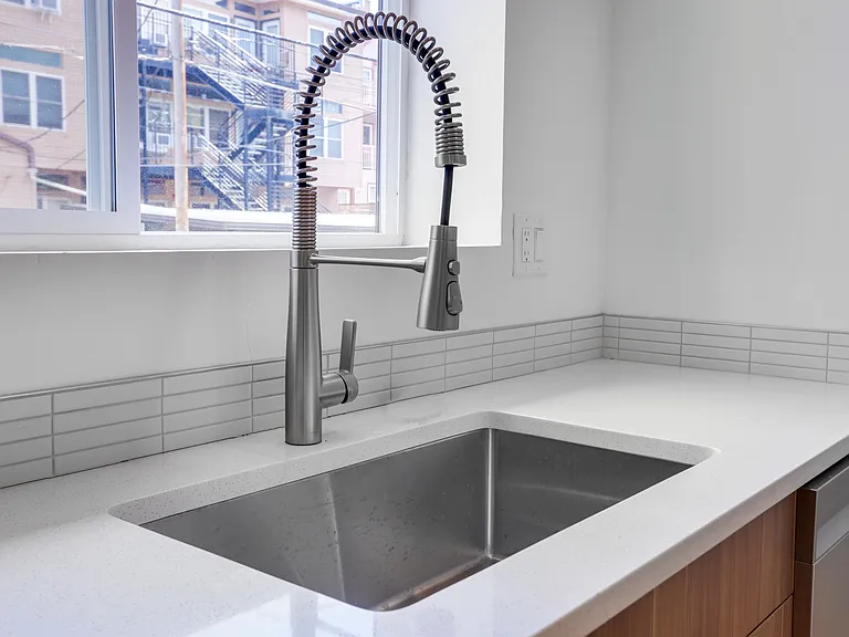 1270 N Logan St #9 — Photo 5