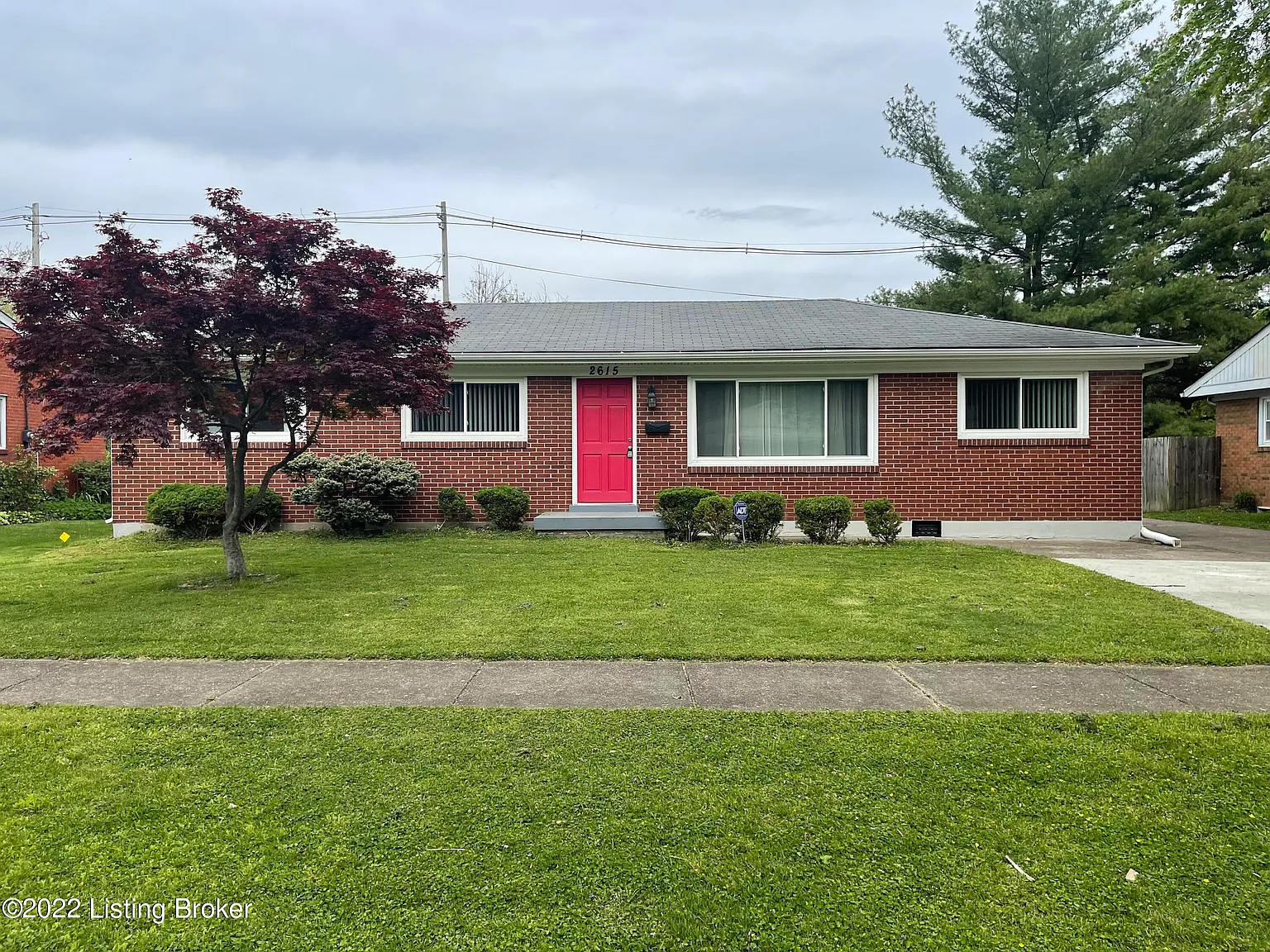 2615 Woodsdale Ave photo 1