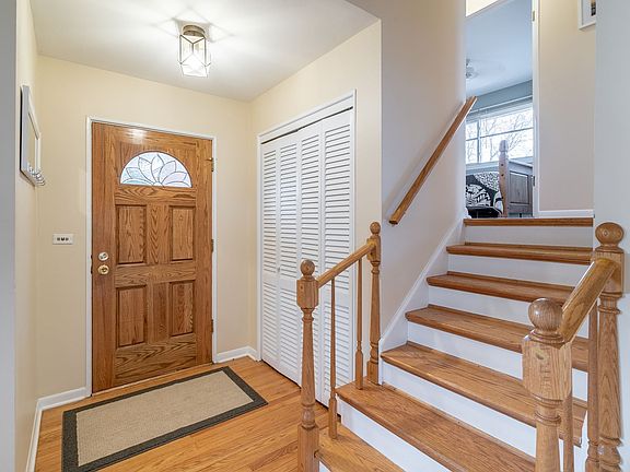 3rd image of 505 S Gibbons Ave