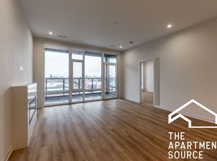 3209 N Narragansett Ave #301, Chicago, IL 60634