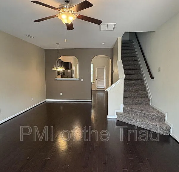 5327 Farm House Trl — Photo 2