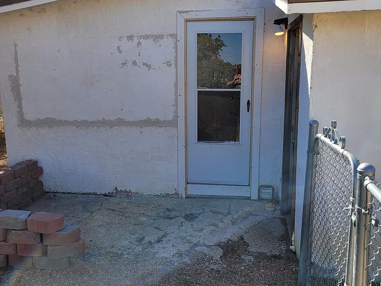 328 N 8th Ave — Photo 16