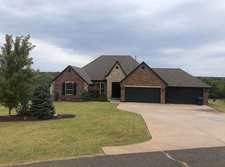 7615 Valley Creek Dr, Choctaw, OK 73020