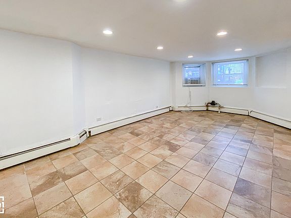 2nd image of 3727 N Bosworth Ave #Basement