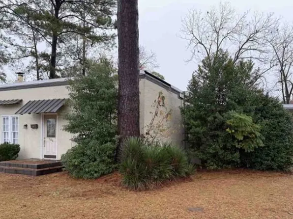 706 S Dogwood Dr, Nashville, GA 31639