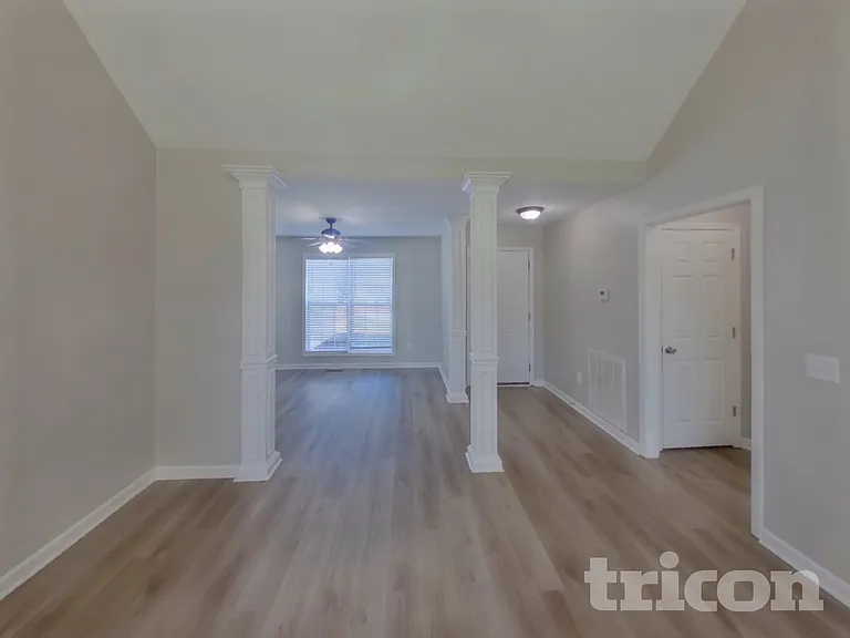 1510 Ballater Dr — Photo 3