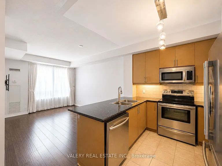 133 Wynford Dr #304 — Photo 4