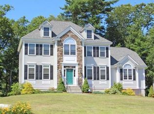 6 Clara Way, Chelmsford, MA 01824