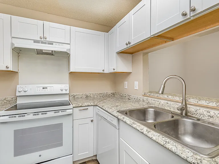 3615 W Northgate Dr #123 — Photo 7