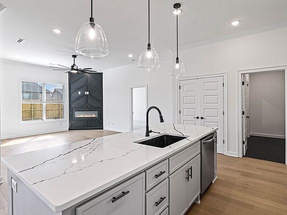 6th image of this home