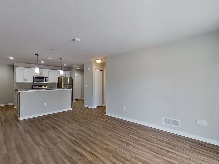 1911 Stoney Ln #80 — Photo 16