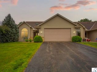 55 Egret Ln, Elysian, MN 56028