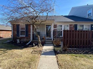 39543 Heatherheath Dr, Clinton Township, MI 48038