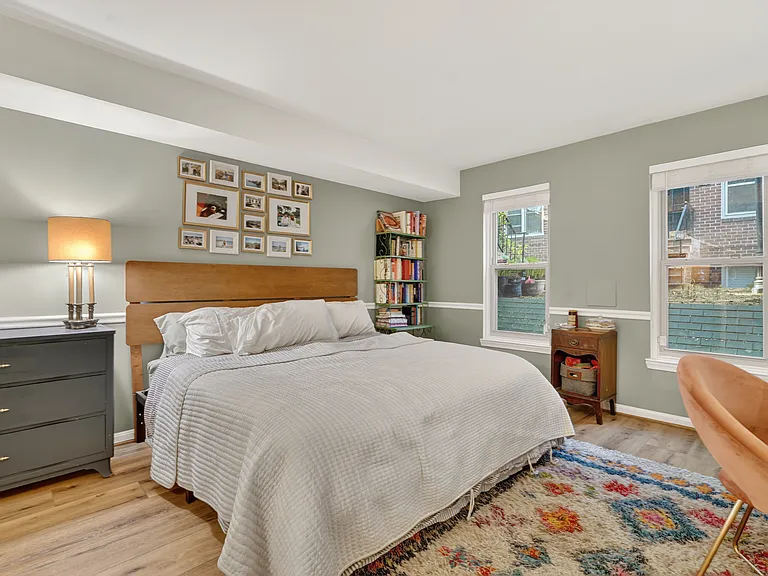 29 14th St NE #29 — Photo 8
