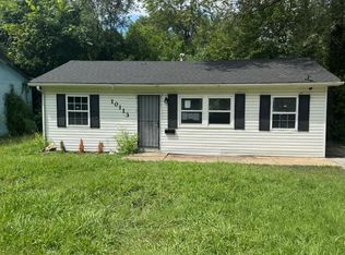 10113 Duke Dr, Saint Louis, MO 63136