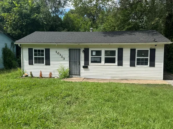 10113 Duke Dr, Saint Louis, MO 63136