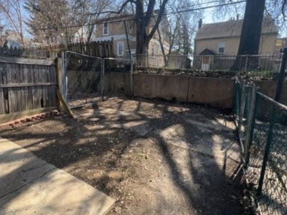 5th image of 6835 Algard St