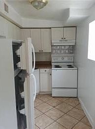 5th image of 1518 NW 11th St