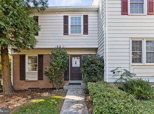 4920 Van Masdag Ct, Annandale, VA 22003