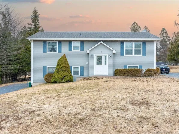 2 Aurora Blvd, Quispamsis, NB E2E 6E8