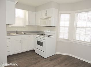 20703 Gladstone Rd, Warrensville Heights, OH