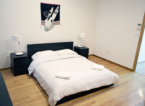 5th image of 46 W 37th St APT 2W