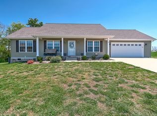 174 Estates Dr, Greeneville, TN 37743