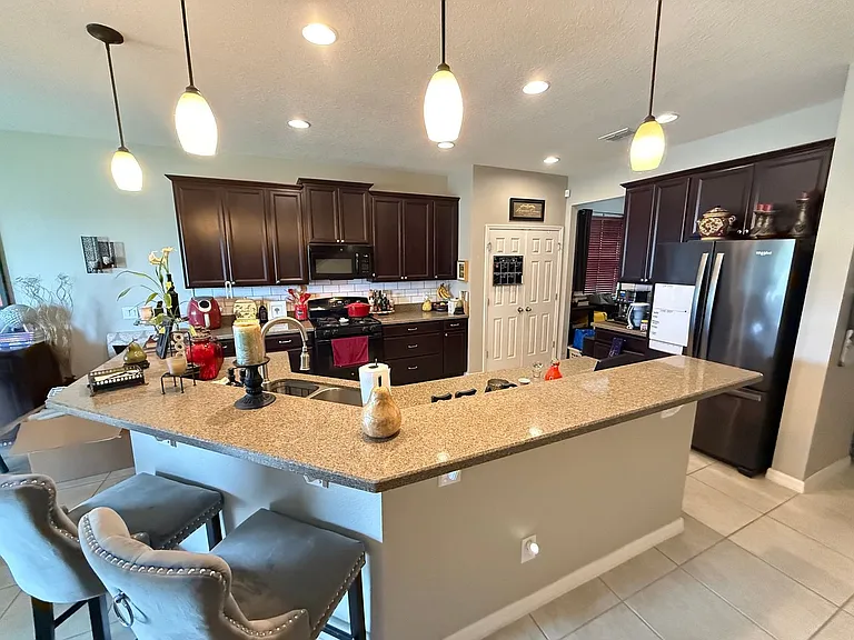 2228 Napone Ln — Photo 3