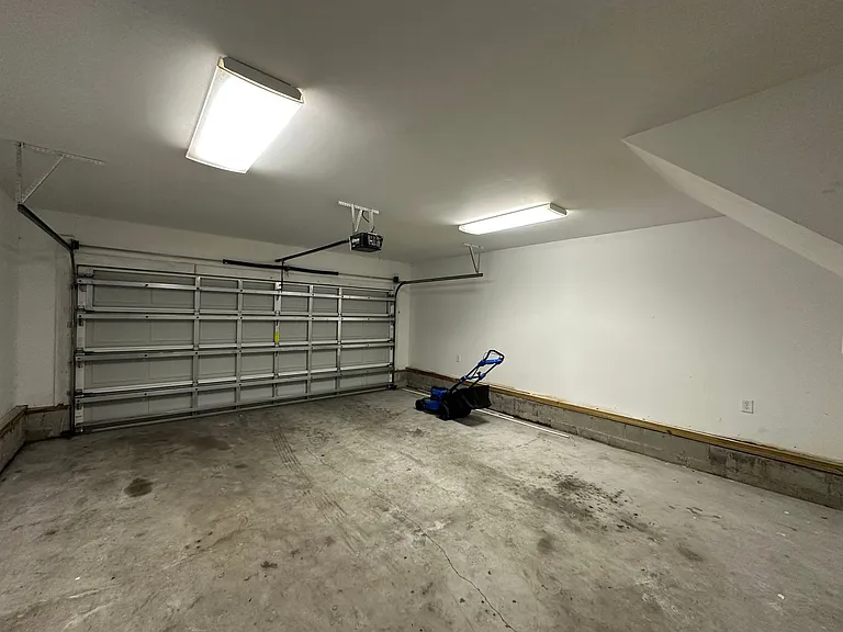 204 Grandford Pl — Photo 42