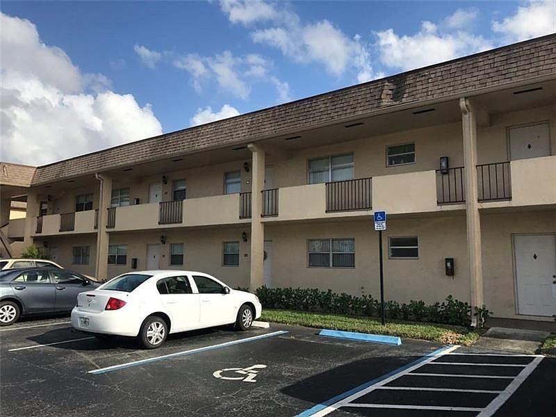 1st image of 7420 NW 85th Ct APT 104