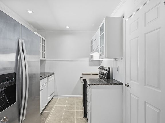2nd image of 132 Old Ferry Way