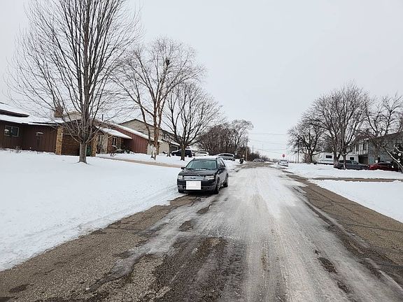 5th image of 7408 74th Ave N