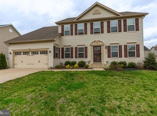 3566 Threshfield St, White Plains, MD 20695