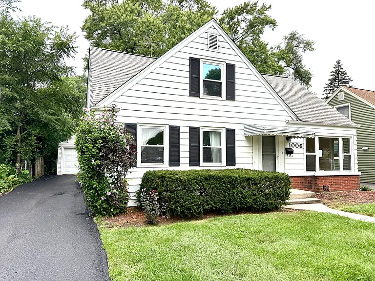1006 N Dryden Ave — Photo 1
