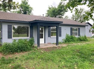 30 N 11th St, Yukon, OK 73099