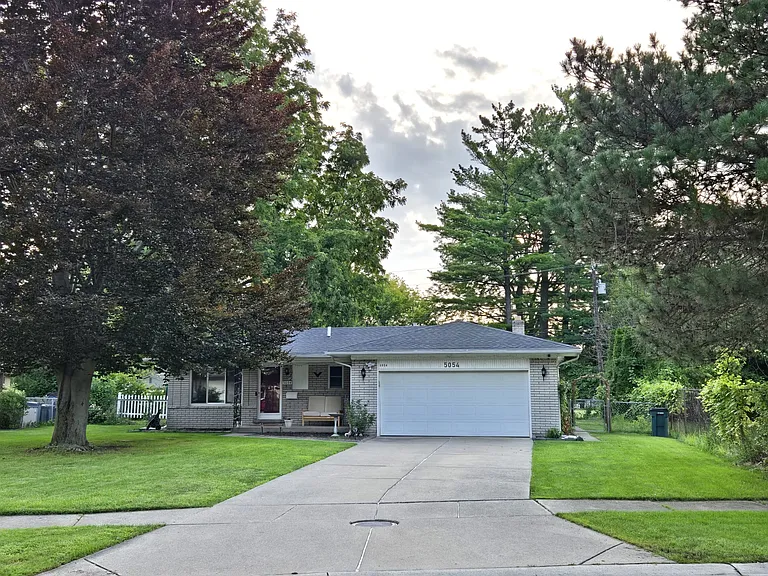 5054 Carnaby Dr — Photo 1