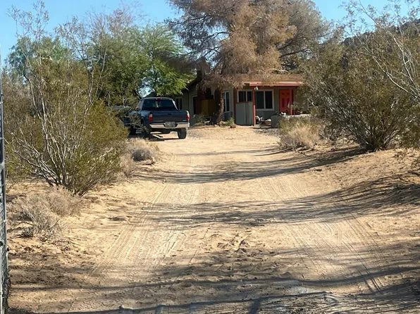 63576 Single Tree Rd, Joshua Tree, CA 92252
