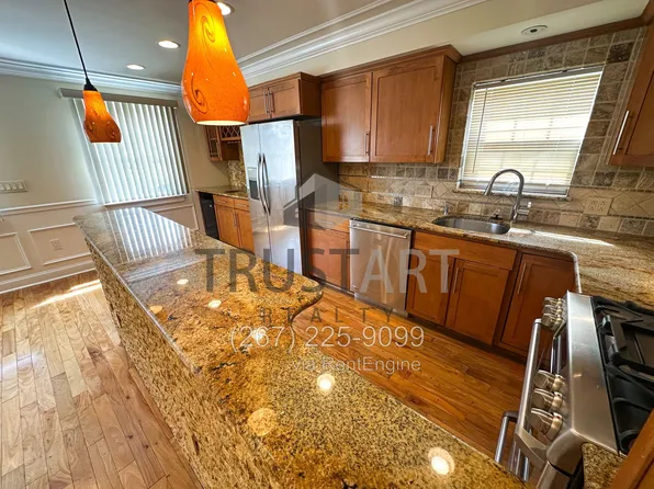 3950 Constance Rd #1, Philadelphia, PA 19114
