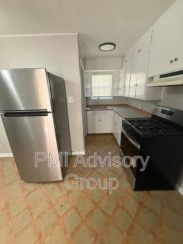2 bed, 1.0 bath, 816 sqft, $975 — Photo 4