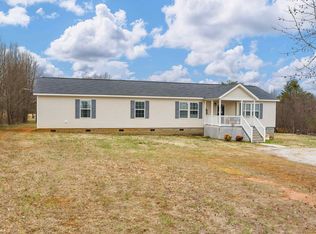 975 Sandy Ford Rd, Chesnee, SC 29323