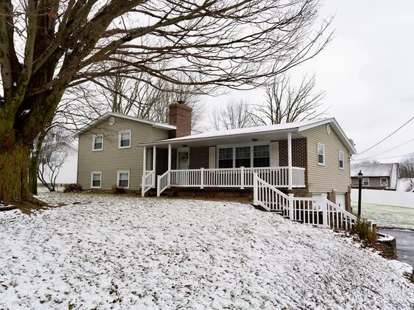 135 Clare Rd, Ontario, OH 44906