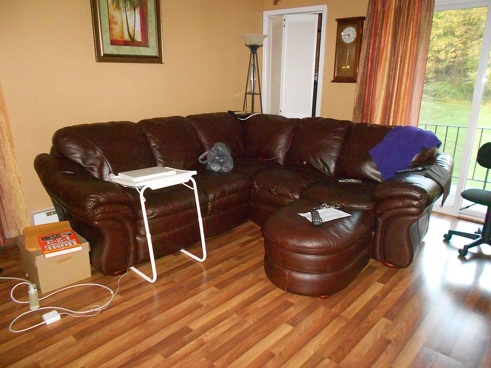 1st image of 404 Fox Run Ln