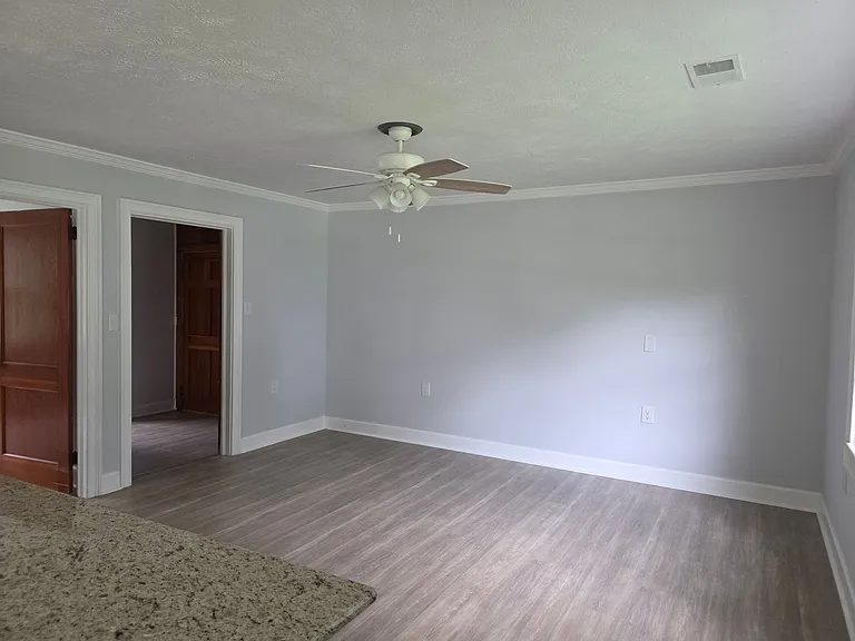 115 Rowes Pump Dr — Photo 2
