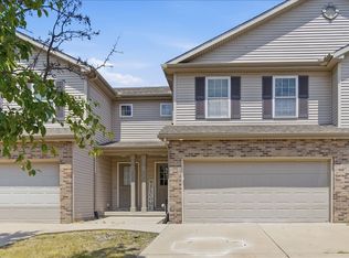 2531 Fox Trot Trl, Bloomington, IL 61704