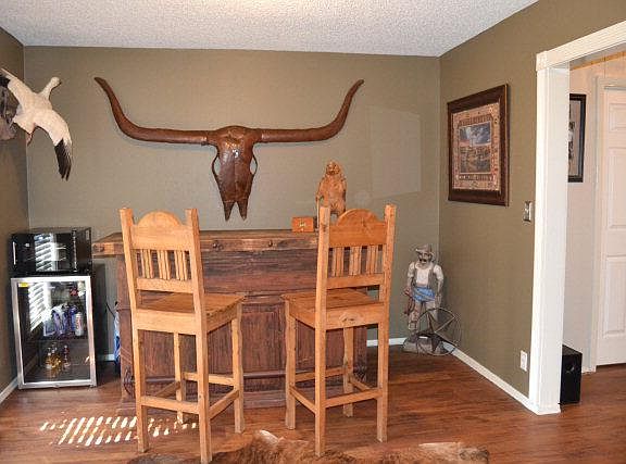 3rd image of 3102 Bluebonnet Ln