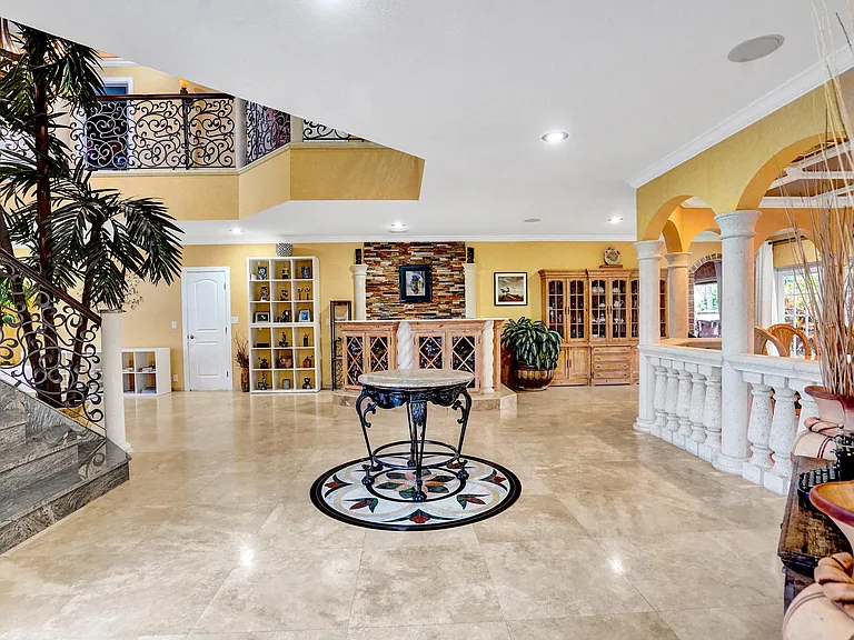 600 Circle Dr — Photo 7